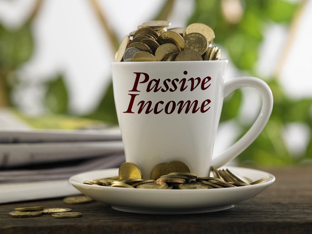 Without input and effort, how do you earn passive income from cryptocurrency?